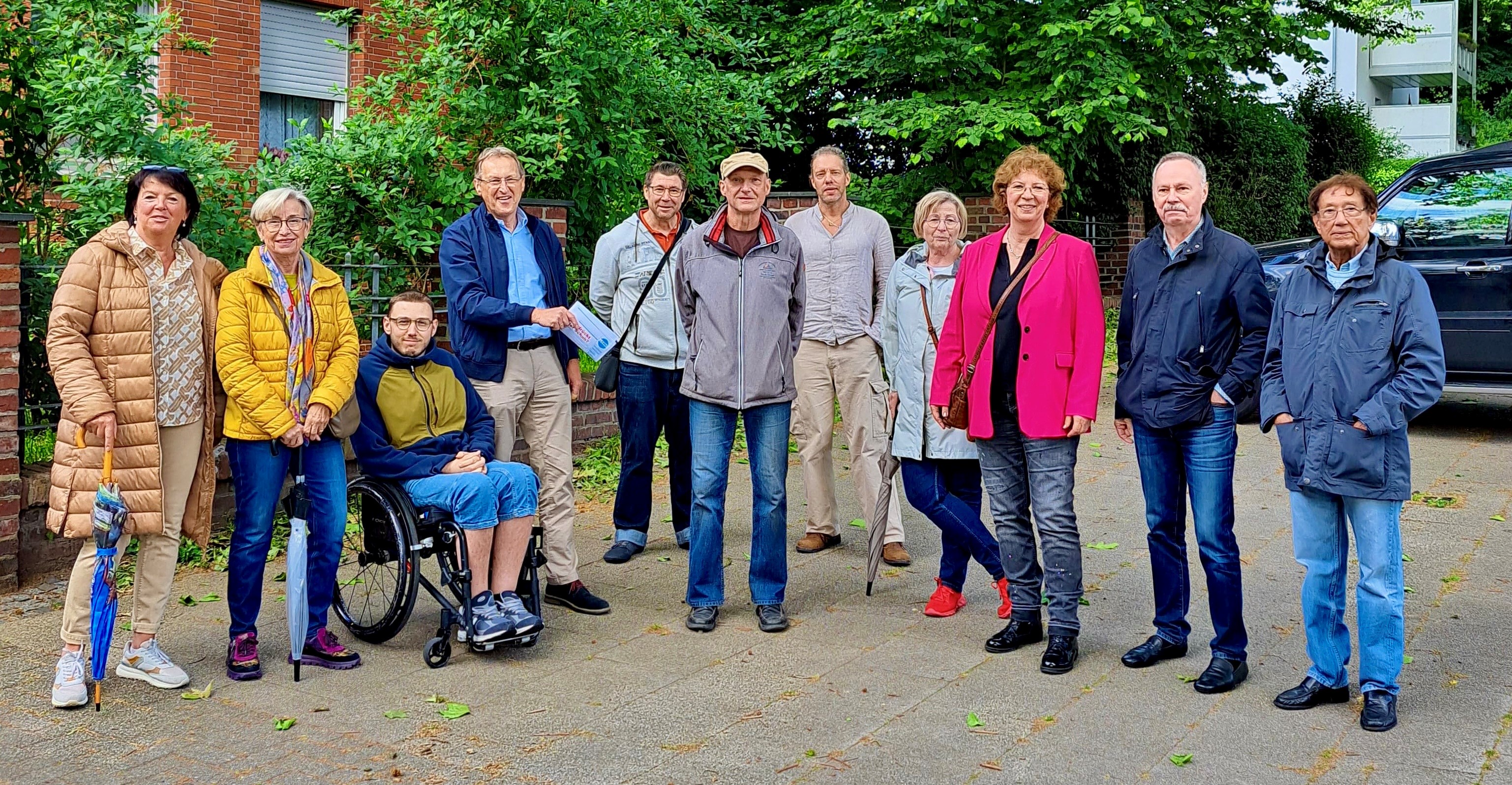 Mitglieder und Vertreter der CDU Sodingen zusammen mit der Oberbrgermeister-Kandidatin Bettina Szelag