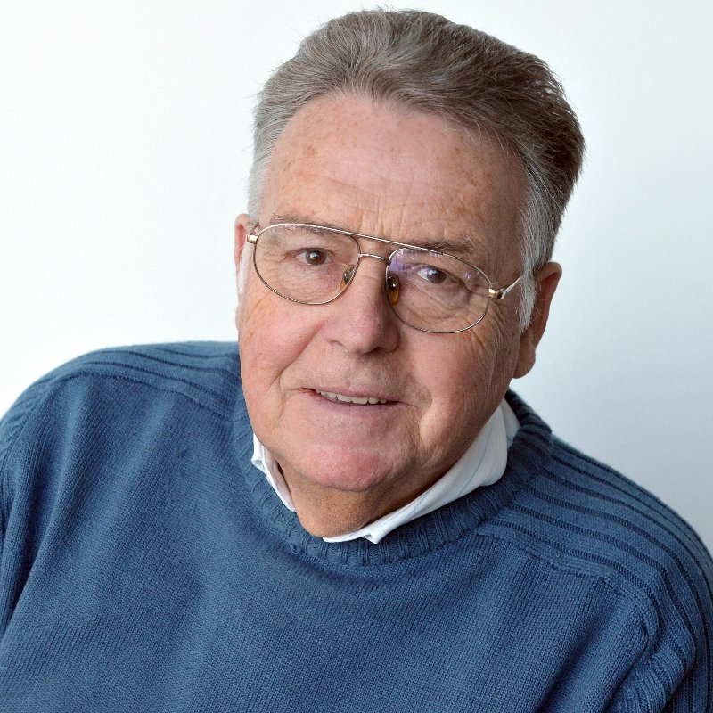  Hans-J�rgen Koch